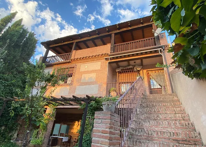 Holiday home Casa Rural El Zapatero Mesegal