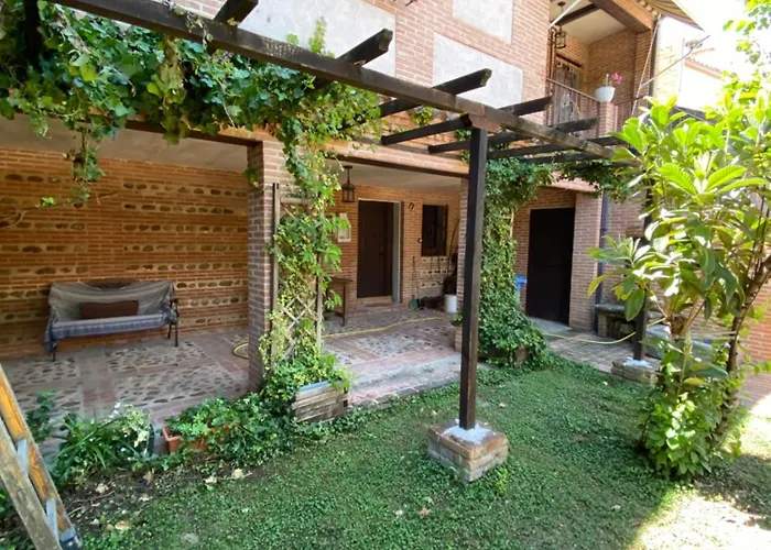 Holiday home Casa Rural El Zapatero Mesegal